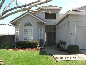 1st image of 201 Gainsborough Ct