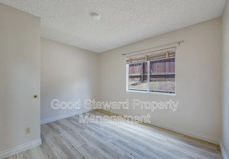 734 Morita Dr — Photo 22