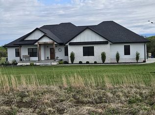 6060 Sea Eagle Ln, Roca, NE 68430