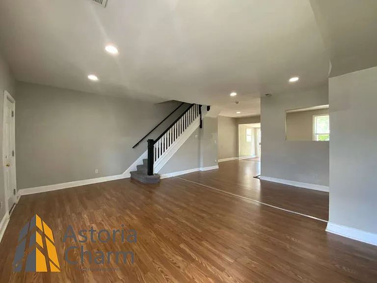 730 N Edgewood St — Photo 13