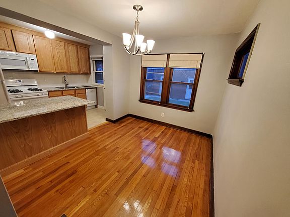 3rd image of 1646 King Ave #1646