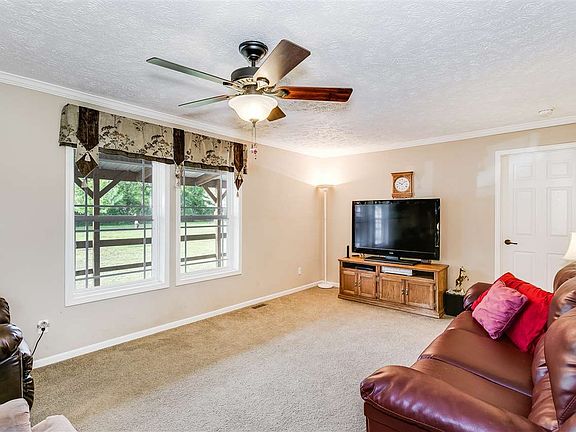 3rd image of 8846 SE 30th St