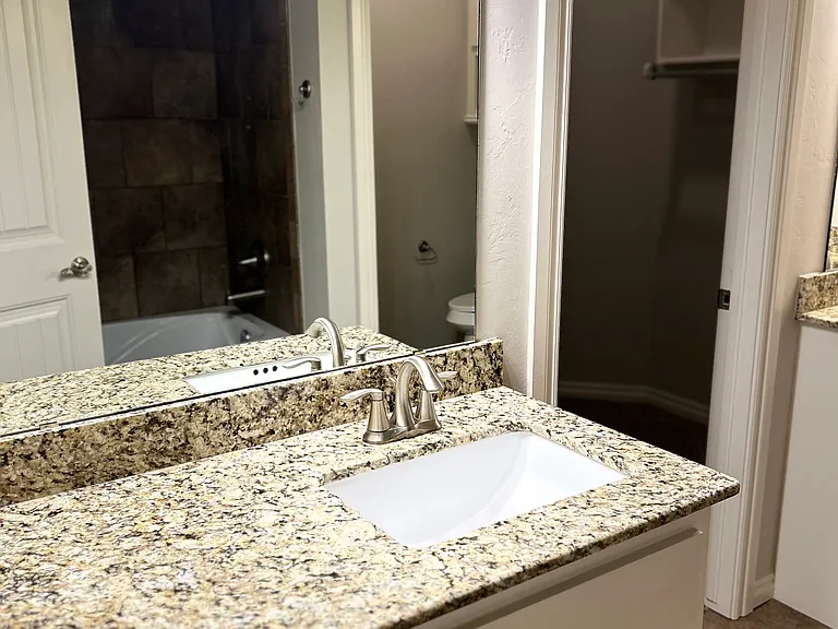 12017 Jadesdale Cir — Photo 26