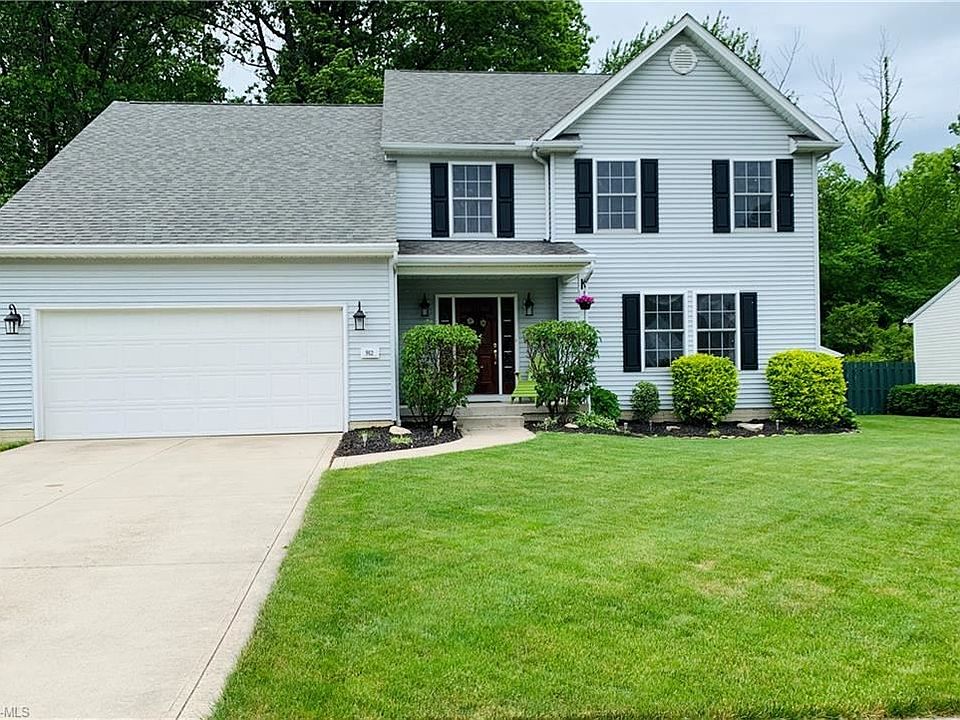1st image of 912 Devonshire Dr