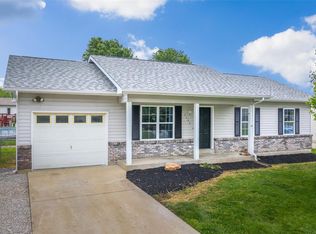 2242 Pinta Dr, Warrenton, MO 63383