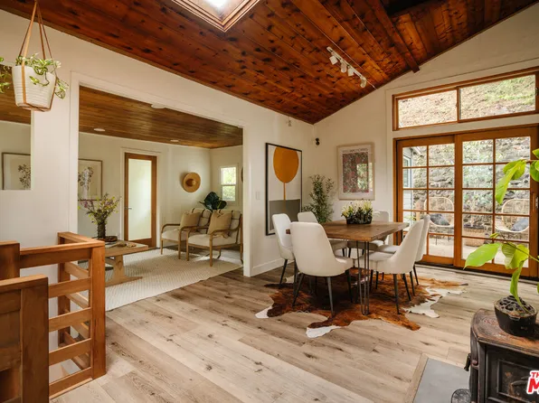 21437 Highvale Trl, Topanga, CA 90290