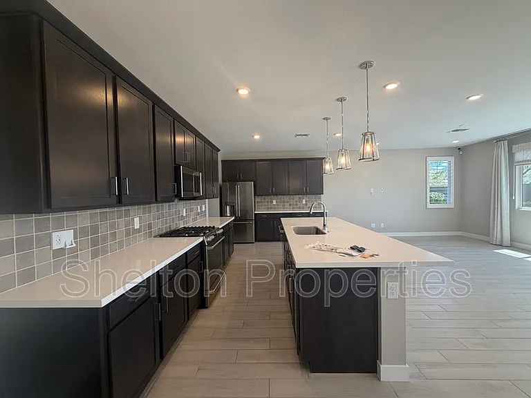 26329 N 24th Dr — Photo 3