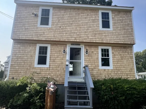 51 Penobscot Ave, Bourne, MA 02532