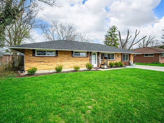 2nd image of 2183 Los Arrow Dr