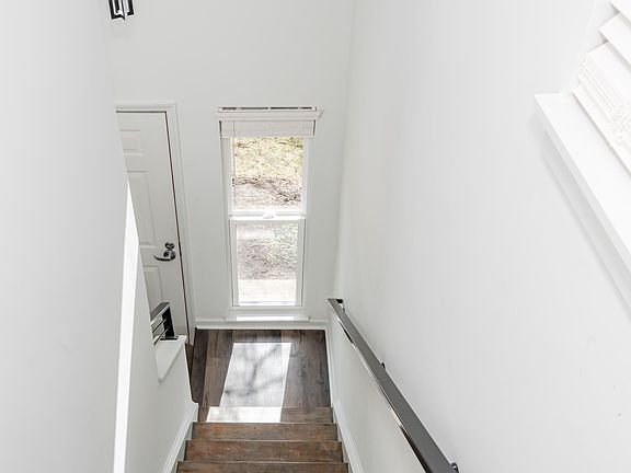 5th image of 2555 Lonesome Pine Dr #332G