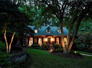 445 Gloucestershire Rd, Winston Salem, NC 27104