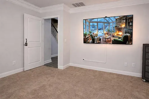182 Hillmont Dr #ID1499062P Photo 1