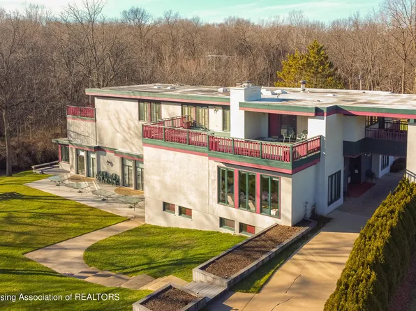 2335 N Williamston Rd, Williamston, MI 48895