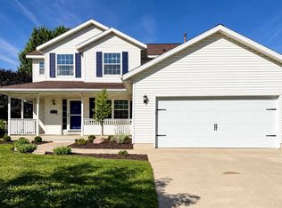 411 Waterview Ln NW, Rochester, MN 55901