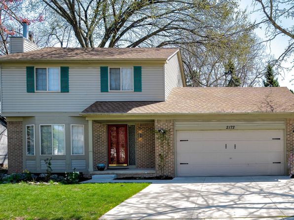 2172 Hartshorn Ave, Troy, MI 48083