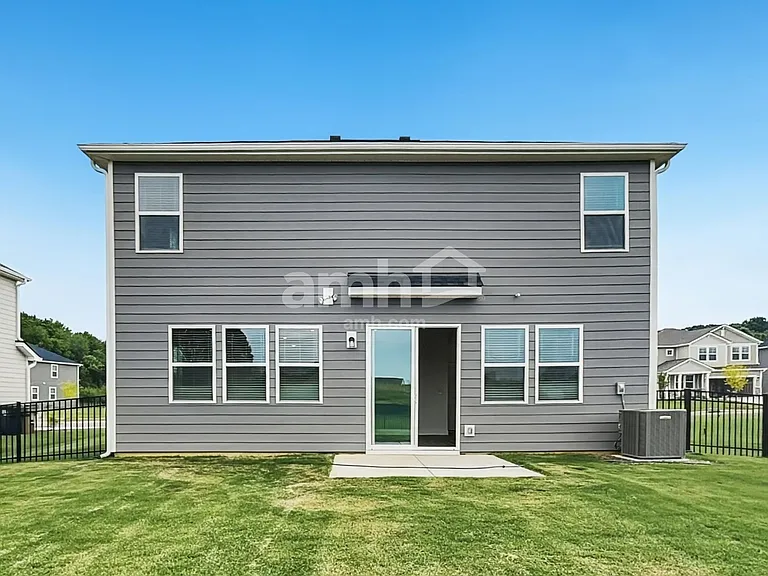 4052 Williams Rd — Photo 16