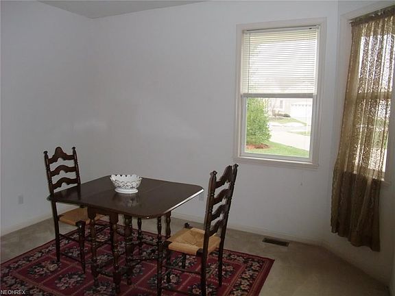 5th image of 9853 Country Club Cir