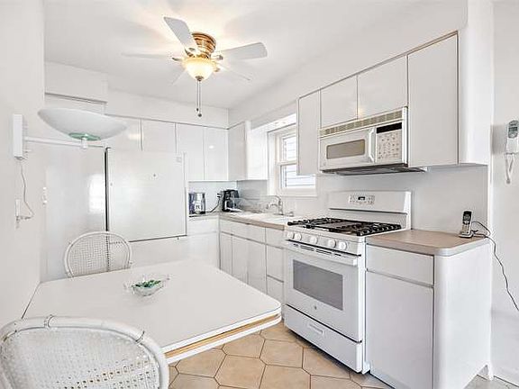 4th image of 75-11 67th Dr #1