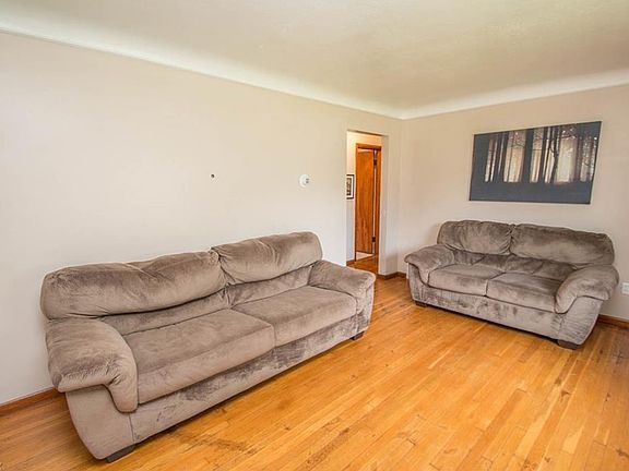 3rd image of 1278 Highland Ave