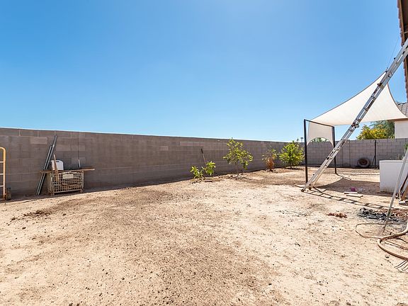 5th image of 1468 S Cholla Ave