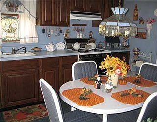 Eat In Kitchen