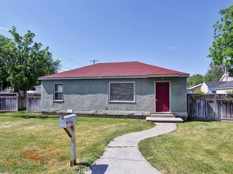 1st image of 1311 4th St N