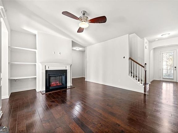 4th image of 4057 Princeton Lakes Way SW
