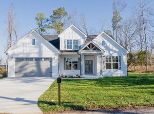 8107 Graham Rd, Chattanooga, TN 37421