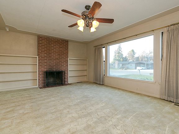 5th image of 2443 E College Ave