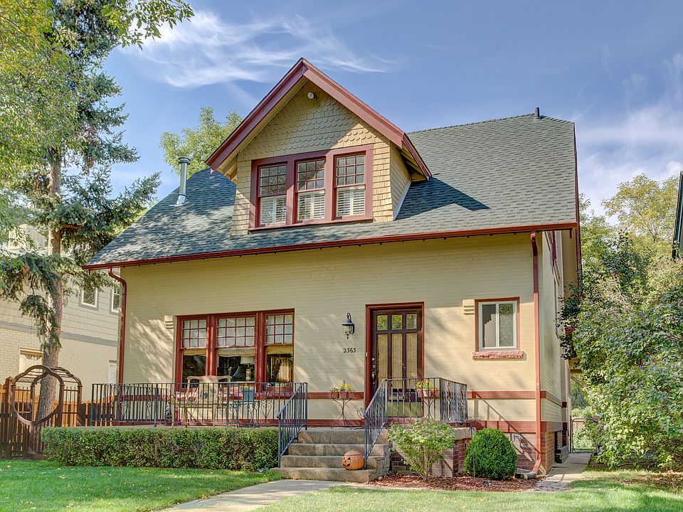 1st image of 2363 Dahlia St