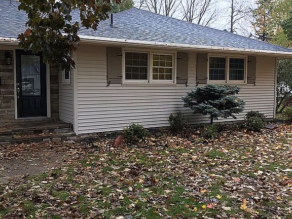 2nd image of 3 Nightengale Ave