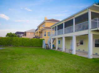 257 Egret Ave, Naples, FL 34108