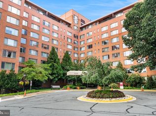 River Place Co-op, Arlington, VA 22209
