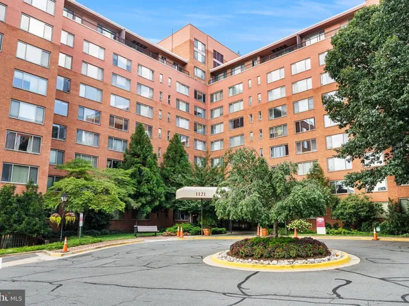 1121 Arlington Blvd APT 534, Arlington, VA 22209