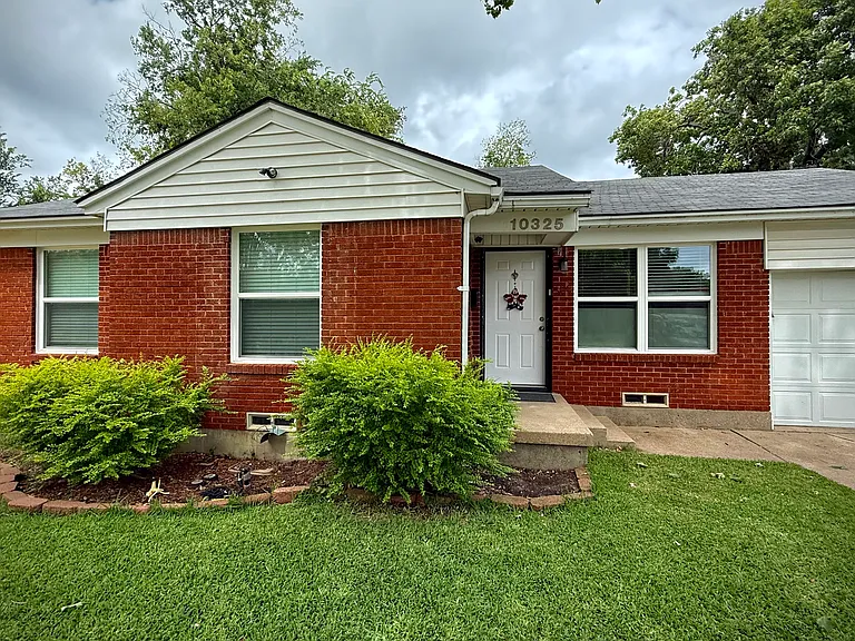 10325 Newcombe Dr — Photo 11