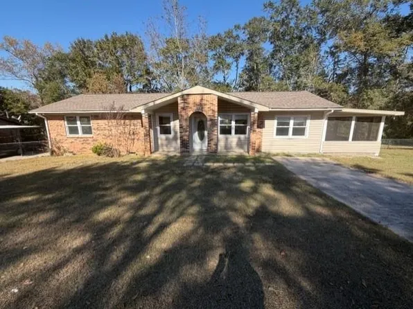 606 Charlie St, Opp, AL 36467