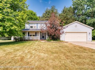 939 Deerwood Ln, Laingsburg, MI 48848