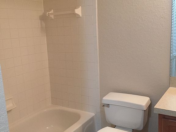 5th image of 7707 Sugar Bend Dr