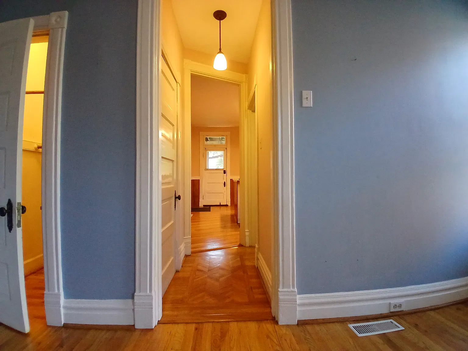 3918 Shaw Boulevard — Photo 4