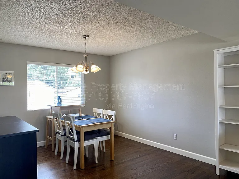 2825 Dristol Dr — Photo 5