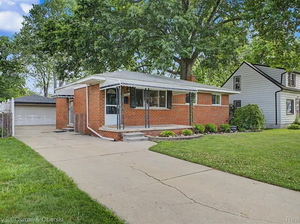 29192 James St, Garden City, MI 48135