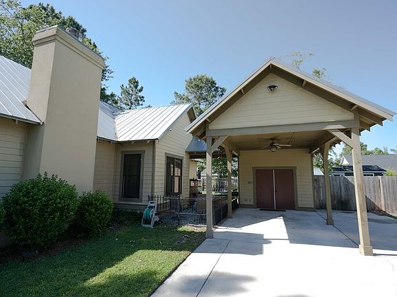 3rd image of 912 Sugarberry Dr