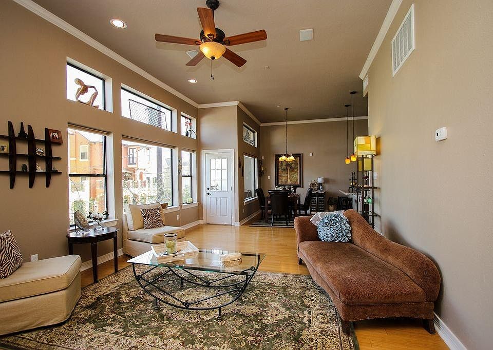 All that natural light!