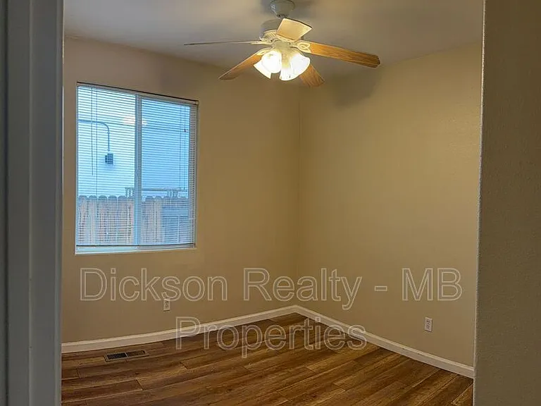 2388 Sapphire Ridge Way — Photo 15