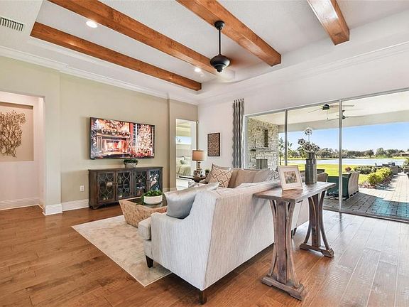 5th image of 5211 Lake Venice Dr