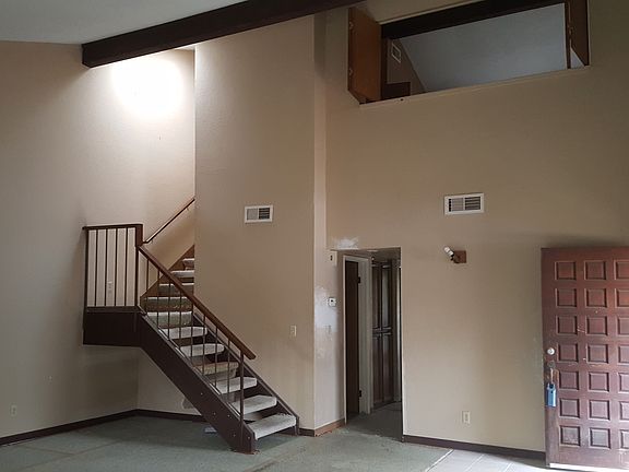 4th image of 6300 Port Gibson Ct