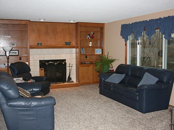 Family room - carpet has been updated since this photo was t