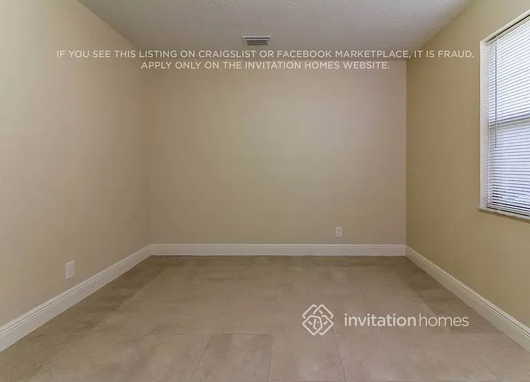 16888 W Aquaduct Dr — Photo 8