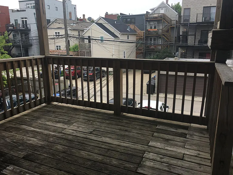918 N Paulina St #2 — Photo 6