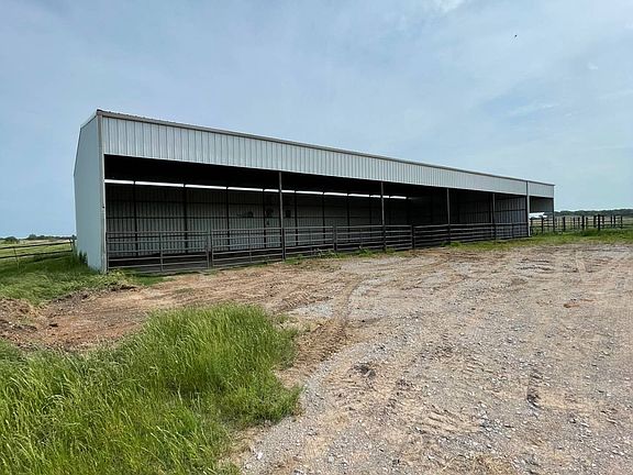 4th image of 42009 E County Road 1600 #3